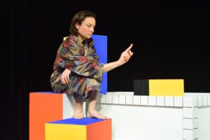 3_piece-en-plastique_©DR_1470x980